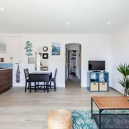 アパート La Cassidaine